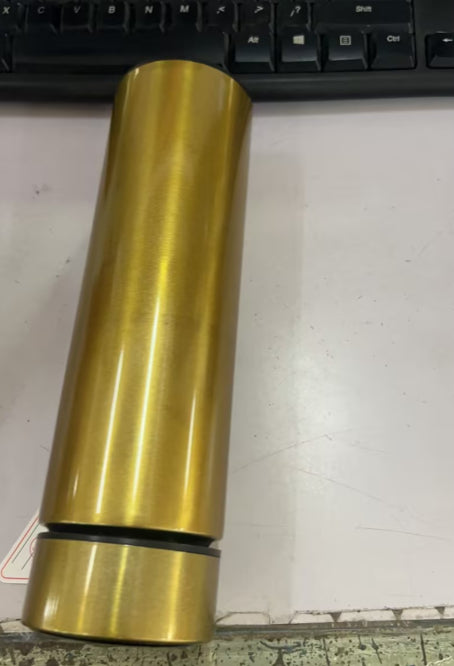 Gold 500ml smart vacuum water bottle, digital temp display