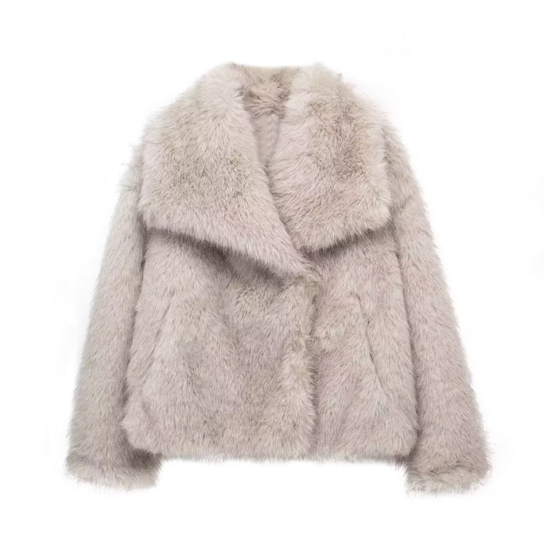 Winter plush faux fur coat, long sleeves, lapel style, pale beige